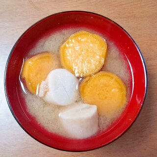 薩摩芋とホタテ貝柱の味噌汁